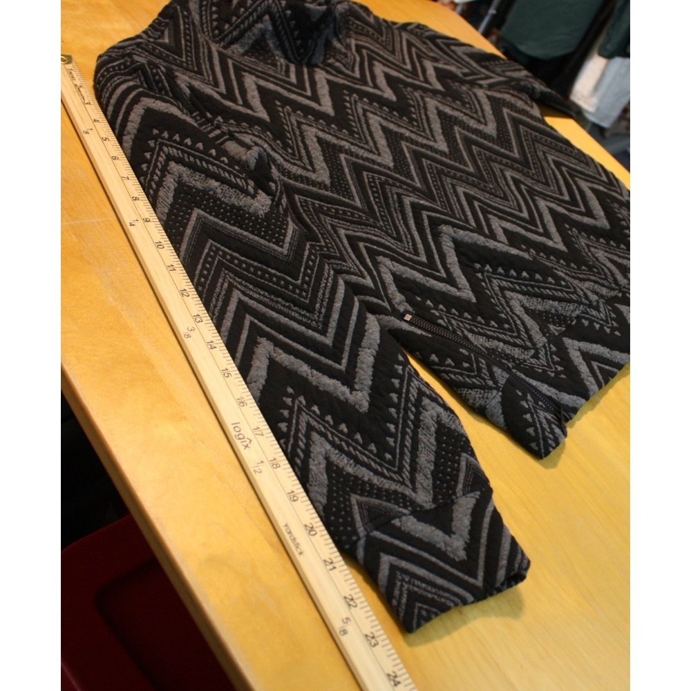 SSYS Top Womens Small Black Ava Zipper Quilted Pullover Zig Zap Stretch Art Mock - Picture 12 of 13